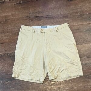 Peter Miller Ole Miss khaki shorts 36 EUC